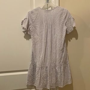 Vineyard Vines Dresses - Vineyard Vines Pintucked stripe dress Vineyard Vines Dresses - Vineyard Vines Pintucked stripe dress